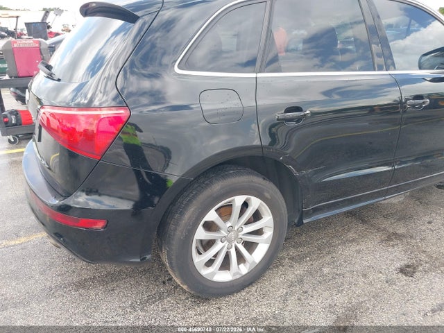 45690748 :رقم المزاد ، WA1DKAFP9CA128316 vin ، 2012 Audi Q5 3.2 Premium Plus مزاد بيع