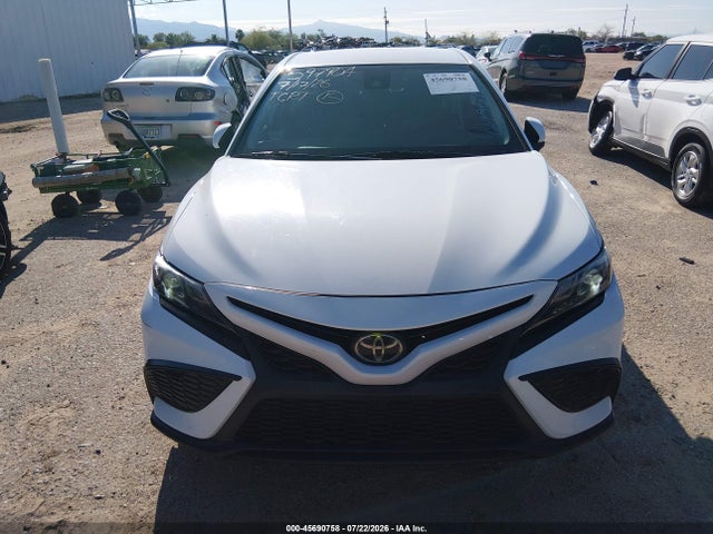4T1G11AK9NU649678 Toyota CAMRY SE