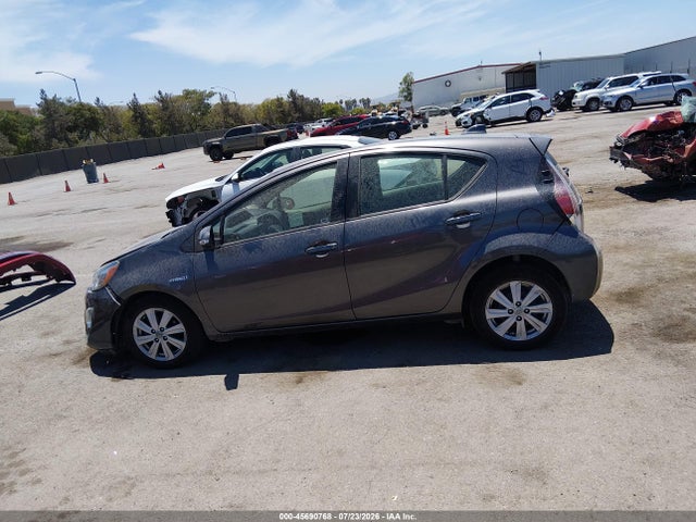 Toyota Prius C One 2016 JTDKDTB30G1128541 Image 14