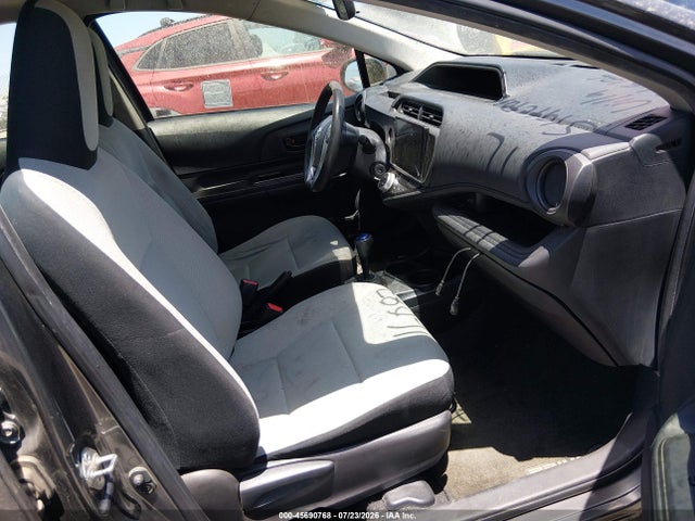 Toyota Prius C One 2016 JTDKDTB30G1128541 Image 5