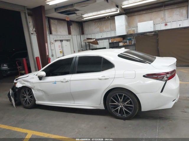 Toyota CAMRY SE 2022 4T1G11AK4NU686038 Image 14