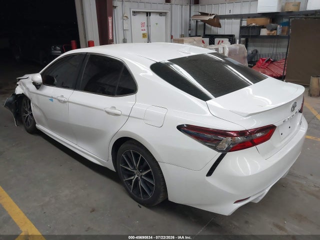 Toyota CAMRY SE 2022 4T1G11AK4NU686038 Image 3