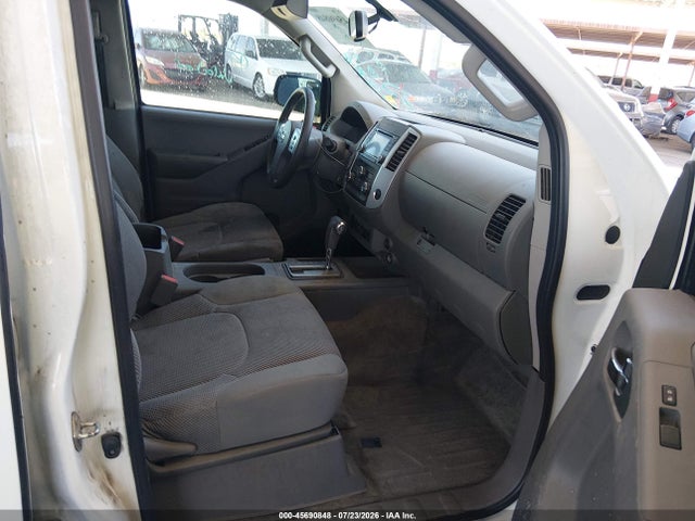 1N6AD0ER6HN709575 Nissan Frontier Sv