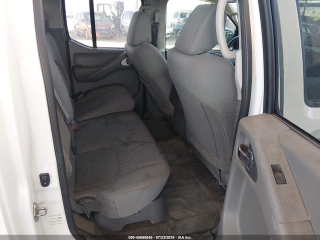 1N6AD0ER6HN709575 Nissan Frontier Sv