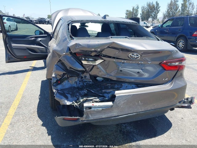 4T1C11AK7MU603960 Toyota CAMRY LE