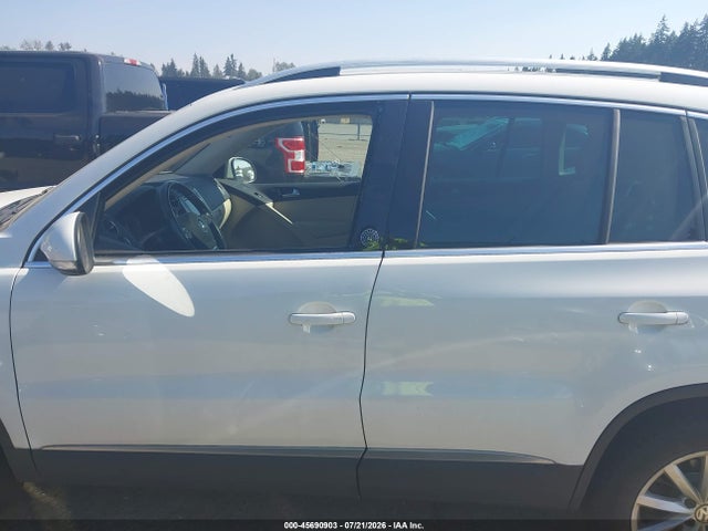 Продажа на аукционе авто 2017 Volkswagen Tiguan 2.0t Wolfsburg Edition, vin: WVGSV7AX8HW503813, номер лота: 45690903