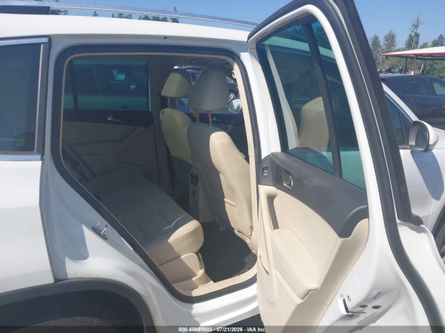 Продажа на аукционе авто 2017 Volkswagen Tiguan 2.0t Wolfsburg Edition, vin: WVGSV7AX8HW503813, номер лота: 45690903