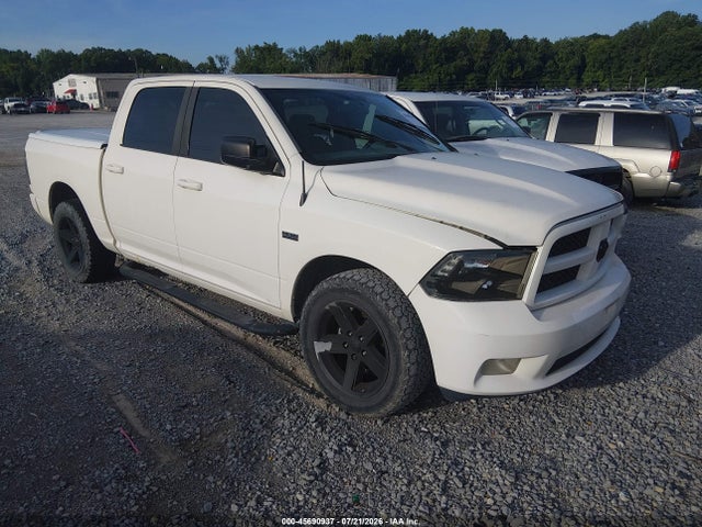 45690937 :رقم المزاد ، 1D3HB13T69S743246 vin ، 2009 Dodge Ram 1500 Slt/sport/trx مزاد بيع