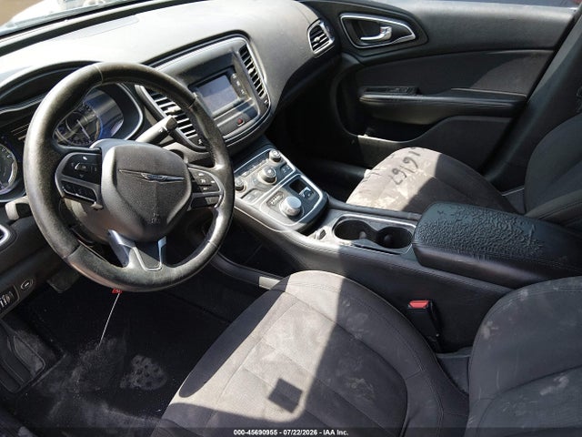 Chrysler 200 Limited 2015 1C3CCCAB5FN616167 Image 5