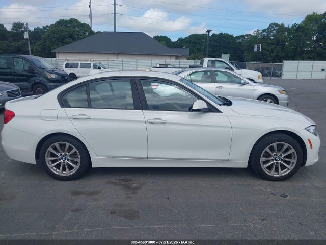 Продажа на аукционе авто 2017 Bmw 320i, vin: WBA8E1G33HNU18073, номер лота: 45691000