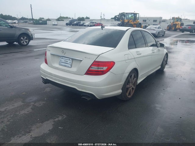 45691010 :رقم المزاد ، WDDGF8BBXCR201775 vin ، 2012 Mercedes-benz C 300 Sport 4matic مزاد بيع