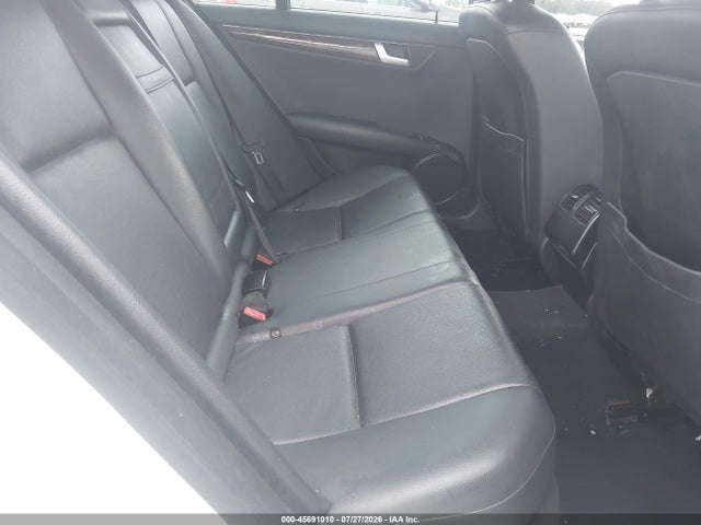 45691010 :رقم المزاد ، WDDGF8BBXCR201775 vin ، 2012 Mercedes-benz C 300 Sport 4matic مزاد بيع