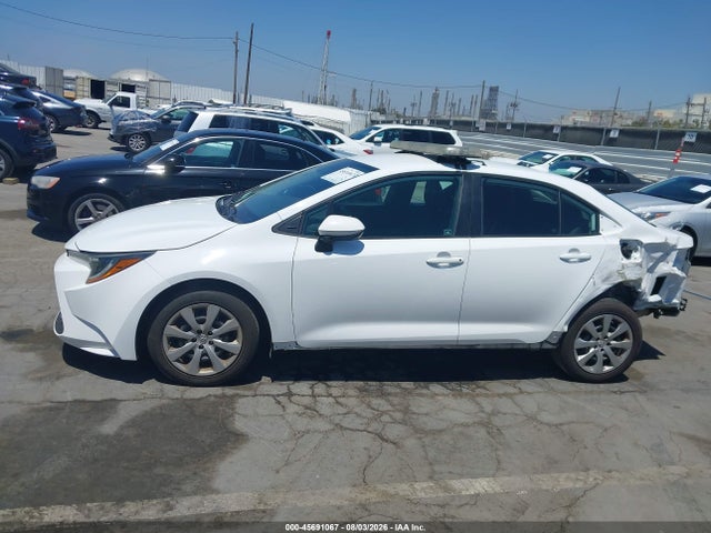 Toyota COROLLA LE 2020 5YFEPRAE2LP047959 Image 15