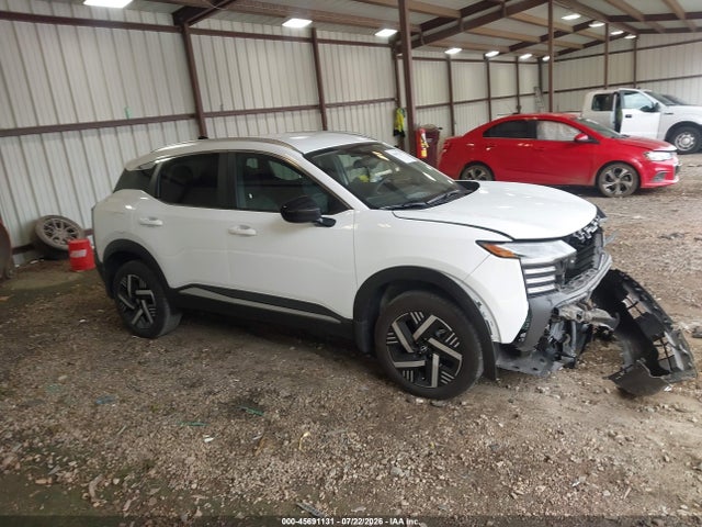 3N8AP6CE9TL313747 Nissan KICKS SV