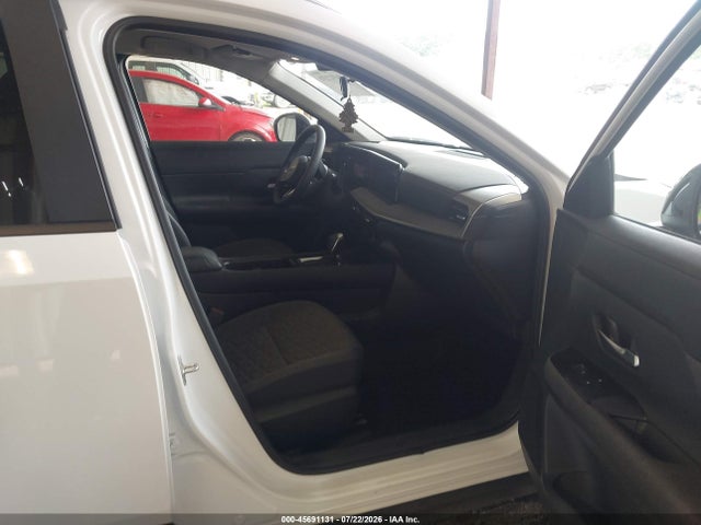 3N8AP6CE9TL313747 Nissan KICKS SV