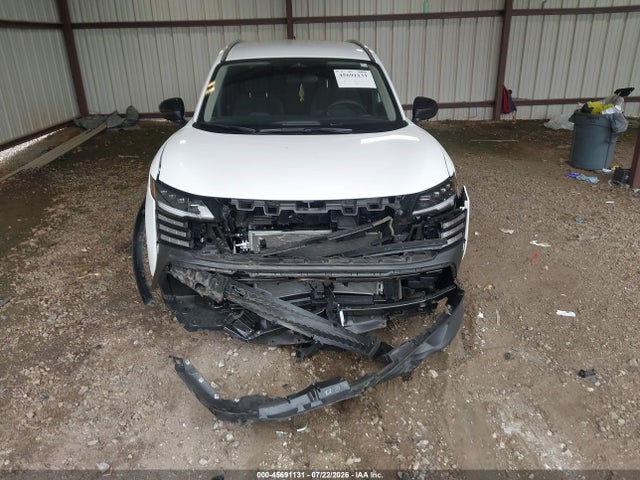 3N8AP6CE9TL313747 Nissan KICKS SV