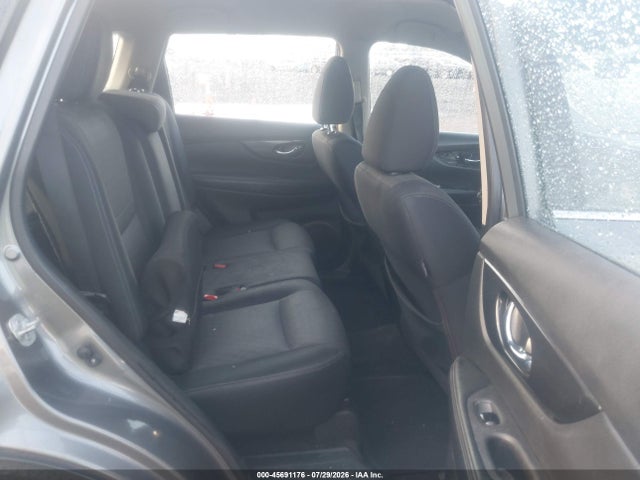 2017 Nissan Rogue S მანქანა იყიდება აუქციონზე, vin: JN8AT2MV5HW001378, აუქციონის ნომერი: 45691176