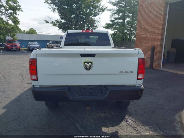 45691190 :رقم المزاد ، 3C6TR5HT6FG507186 vin ، 2015 Ram 2500 Tradesman مزاد بيع