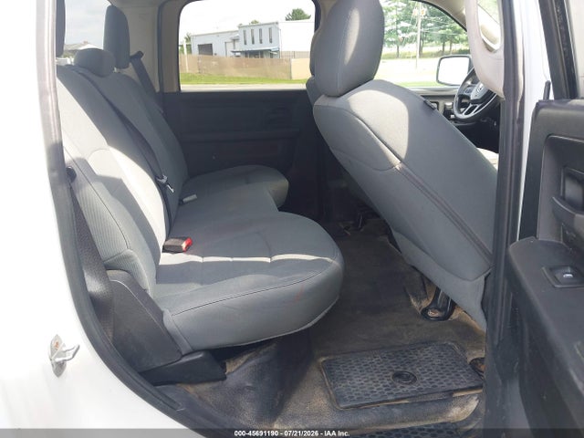 45691190 :رقم المزاد ، 3C6TR5HT6FG507186 vin ، 2015 Ram 2500 Tradesman مزاد بيع