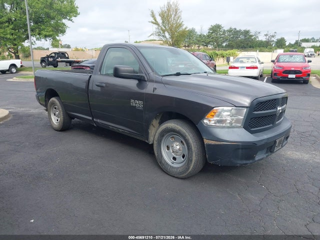 45691210 :رقم المزاد ، 3C6JR6DG1KG504003 vin ، 2019 Ram 1500 Classic مزاد بيع