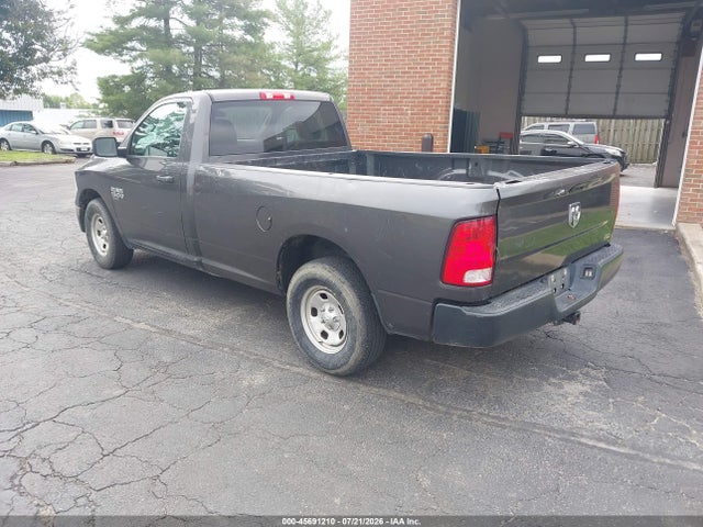 45691210 :رقم المزاد ، 3C6JR6DG1KG504003 vin ، 2019 Ram 1500 Classic مزاد بيع