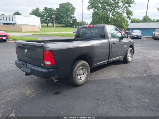 45691210 :رقم المزاد ، 3C6JR6DG1KG504003 vin ، 2019 Ram 1500 Classic مزاد بيع