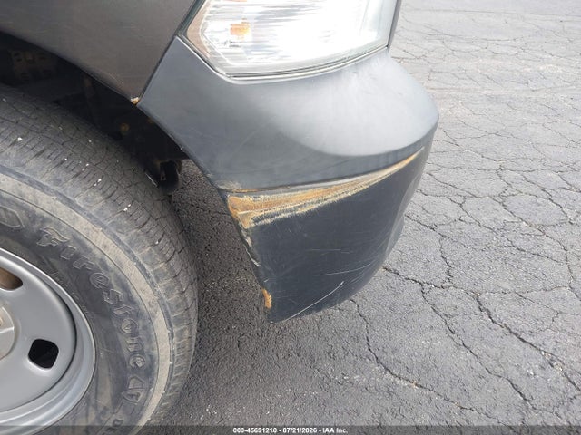 45691210 :رقم المزاد ، 3C6JR6DG1KG504003 vin ، 2019 Ram 1500 Classic مزاد بيع