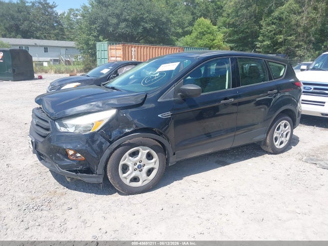 45691211 :رقم المزاد ، 1FMCU0F77HUC31032 vin ، 2017 Ford Escape S مزاد بيع