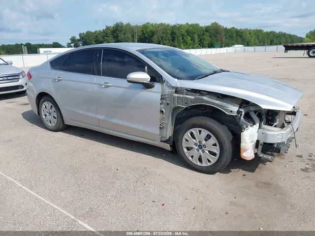 Продажа на аукционе авто 2019 Ford Fusion S, vin: 3FA6P0G74KR130428, номер лота: 45691296