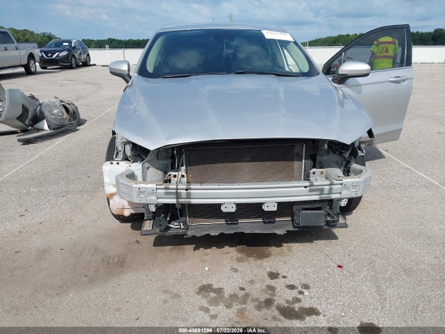 Продажа на аукционе авто 2019 Ford Fusion S, vin: 3FA6P0G74KR130428, номер лота: 45691296