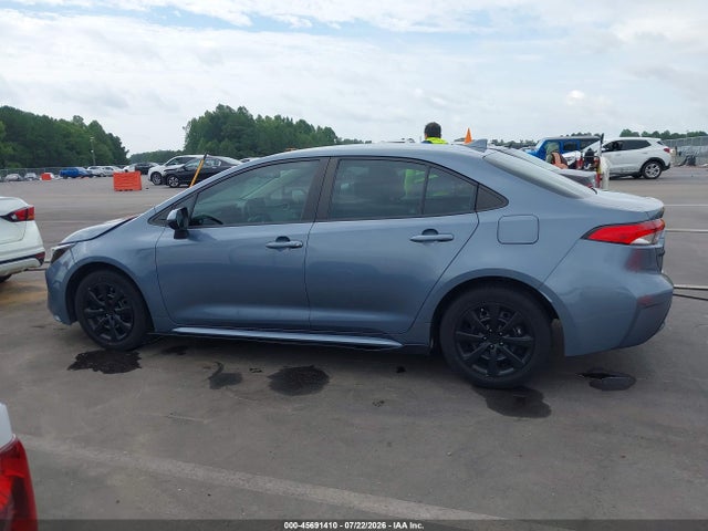 45691410 :رقم المزاد ، 5YFEPMAE0MP153444 vin ، 2021 Toyota Corolla Le مزاد بيع