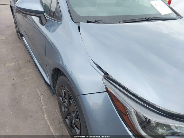 45691410 :رقم المزاد ، 5YFEPMAE0MP153444 vin ، 2021 Toyota Corolla Le مزاد بيع