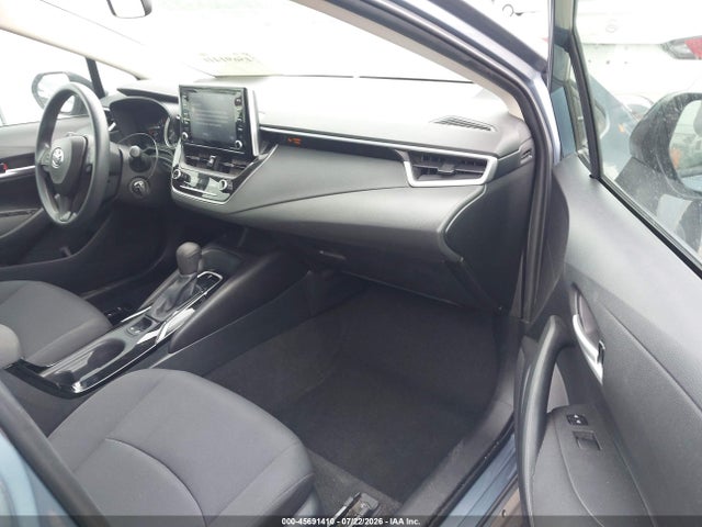 45691410 :رقم المزاد ، 5YFEPMAE0MP153444 vin ، 2021 Toyota Corolla Le مزاد بيع
