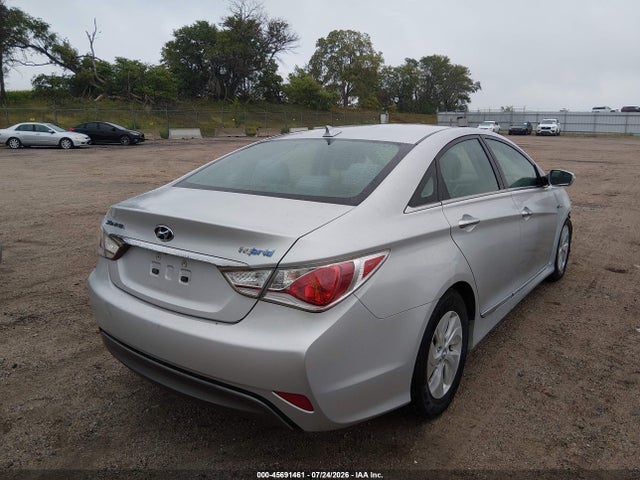 Hyundai SONATA HYBRID 2015 KMHEC4A44FA133199 Image 4