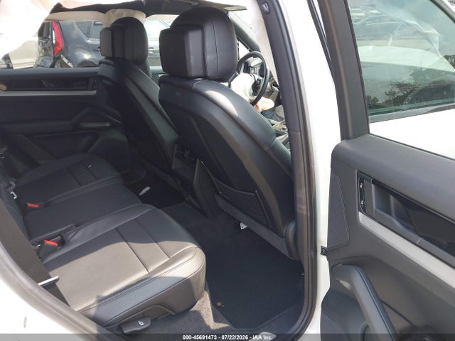 Porsche Cayenne 2024 WP1AA2AY6RDA12126 Image 8