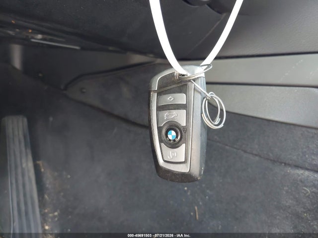 2012 Bmw 750i მანქანა იყიდება აუქციონზე, vin: WBAKA8C57CDS99587, აუქციონის ნომერი: 45691503