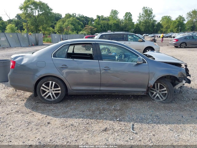 Продажа на аукционе авто 2006 Volkswagen Jetta 2.5, vin: 3VWSF71K46M728584, номер лота: 45691544