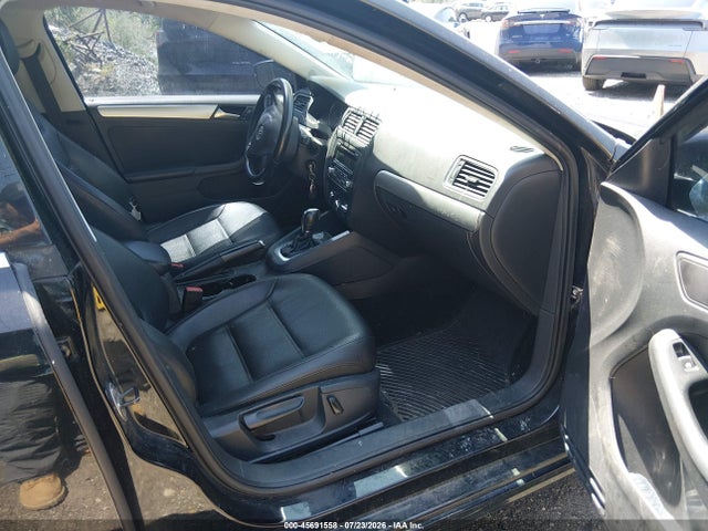 2013 Volkswagen Jetta 2.5l Se მანქანა იყიდება აუქციონზე, vin: 3VWDP7AJ6DM286188, აუქციონის ნომერი: 45691558