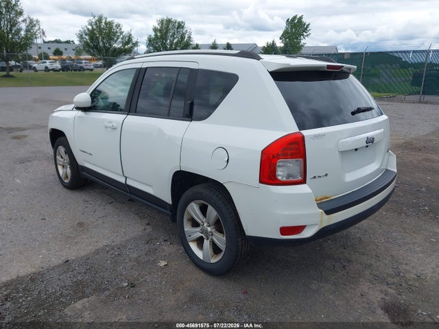 2014 Jeep Compass Latitude მანქანა იყიდება აუქციონზე, vin: 1C4NJDEB6ED847111, აუქციონის ნომერი: 45691575