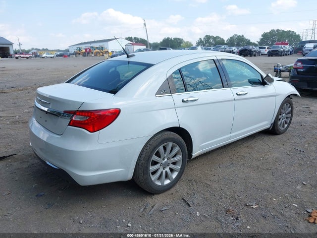 45691610 :رقم المزاد ، 1C3CCBCG9EN198505 vin ، 2014 Chrysler 200 Limited مزاد بيع