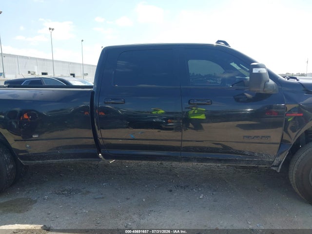 Продажа на аукционе авто 2023 Ram 3500, vin: 3C63RRHL5PG512808, номер лота: 45691657