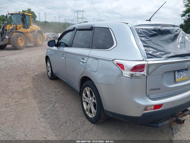 Продажа на аукционе авто 2014 Mitsubishi Outlander Gt, vin: JA4JZ4AX3EZ006871, номер лота: 45691700