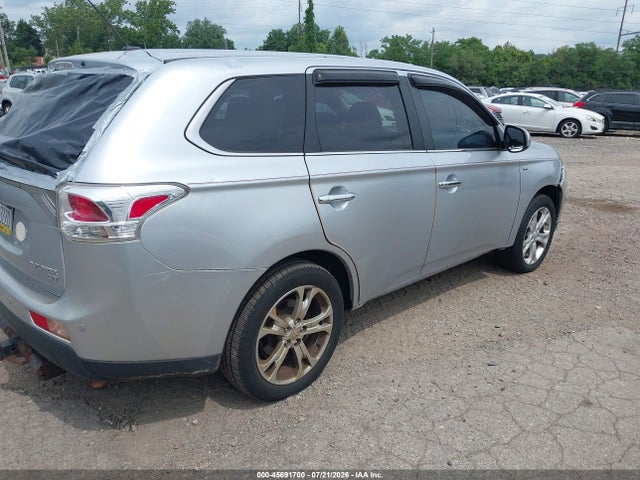 Продажа на аукционе авто 2014 Mitsubishi Outlander Gt, vin: JA4JZ4AX3EZ006871, номер лота: 45691700