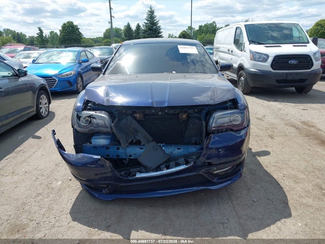 Продаж на аукціоні авто 2017 Chrysler 300 300s Awd, vin: 2C3CCAGG5HH527203, номер лоту: 45691737