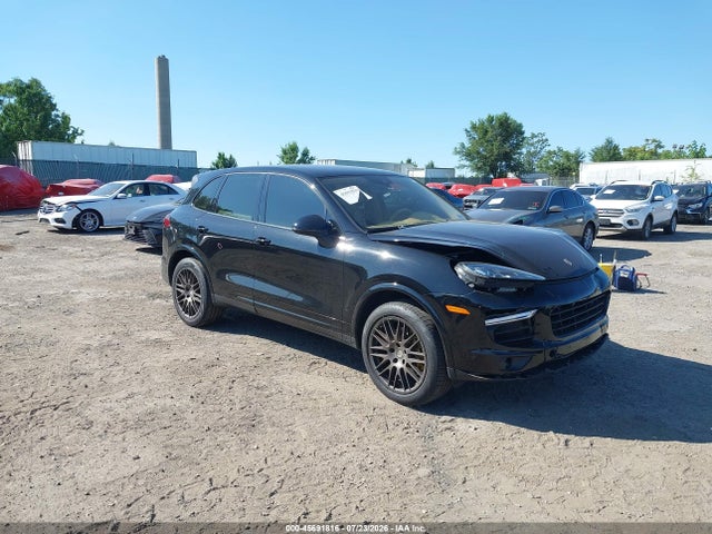 2017 Porsche Cayenne Platinum Edition მანქანა იყიდება აუქციონზე, vin: WP1AA2A26HKA84031, აუქციონის ნომერი: 45691816