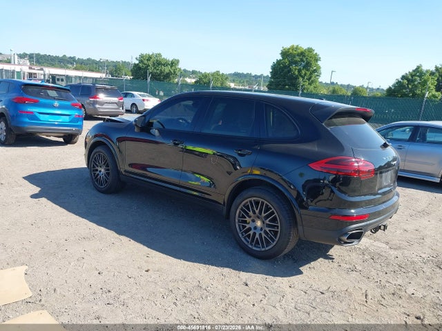 2017 Porsche Cayenne Platinum Edition მანქანა იყიდება აუქციონზე, vin: WP1AA2A26HKA84031, აუქციონის ნომერი: 45691816