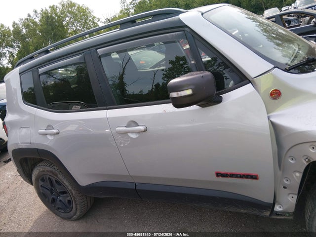 Продажа на аукционе авто 2018 Jeep Renegade Trailhawk 4x4, vin: ZACCJBCB2JPG72592, номер лота: 45691840