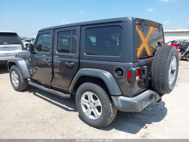 1C4HJXDG2JW117111 Jeep Wrangler Unlimited Sport S 4x4