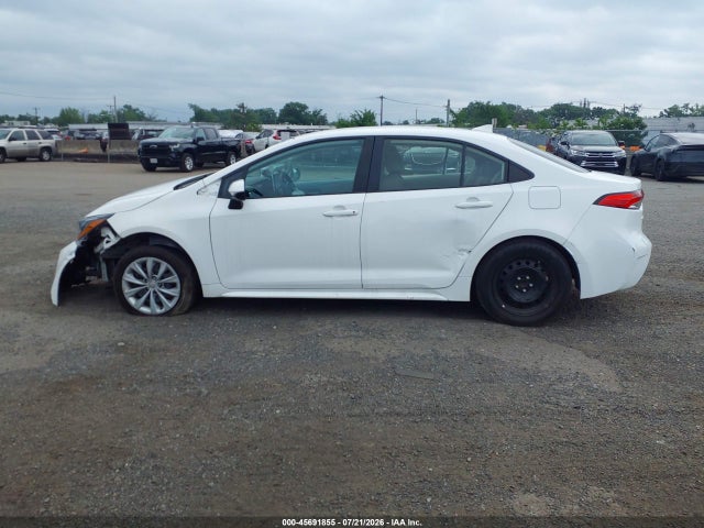 Продажа на аукционе авто 2021 Toyota Corolla Le, vin: 5YFEPMAE1MP206359, номер лота: 45691855