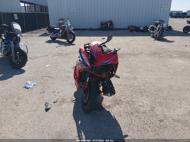 Aukcja sprzedaży 2026 Honda Cbr650 R, vin: MLHRH1552T5201901, numer aukcji: 45691859